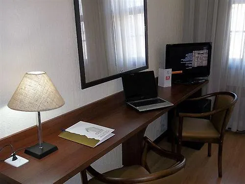 City Hotel Porto Alegre 4*,